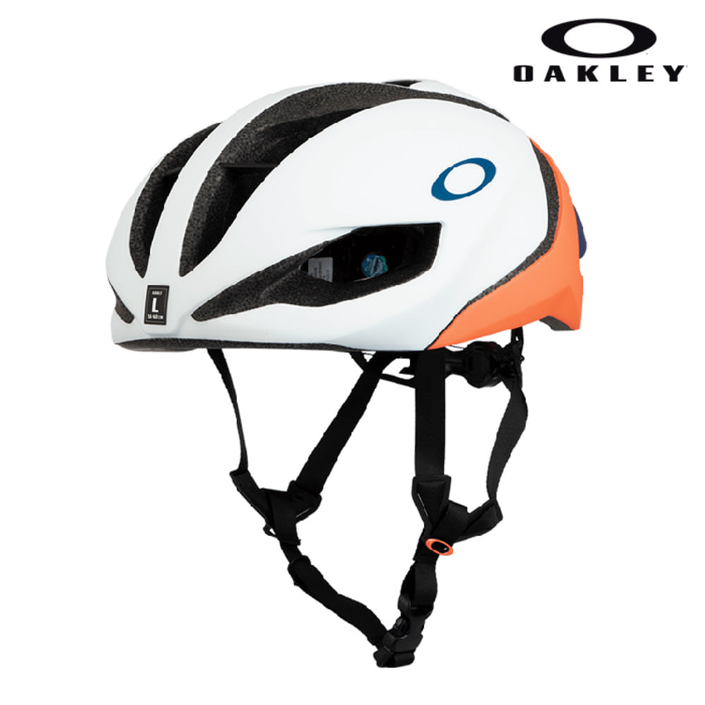 오클리 ARO5 전문가용 머리보호 자전거 헬멧